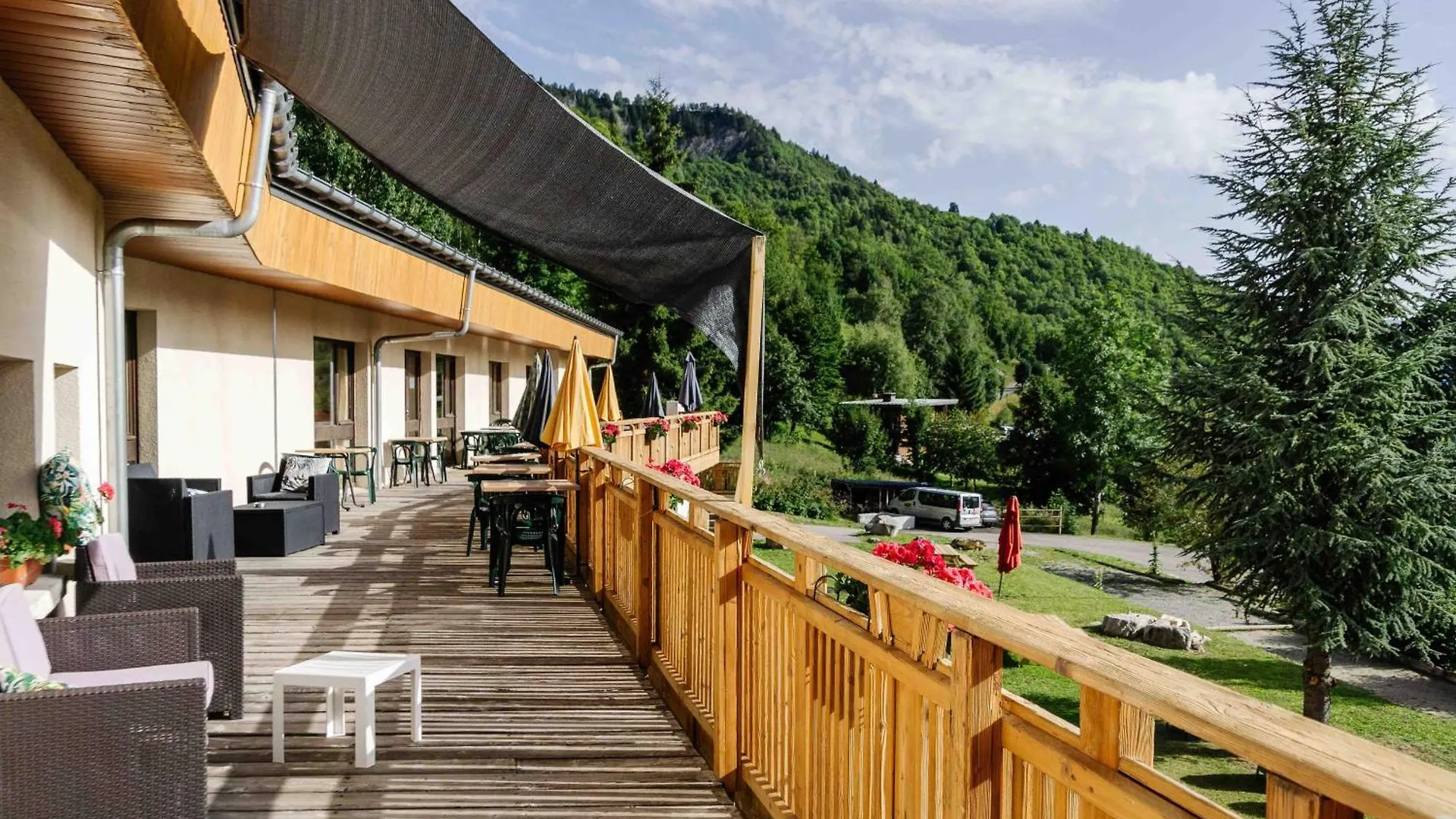 Hotel Village Vacances Atc Routes Du Monde Saint-Francois-Longchamp